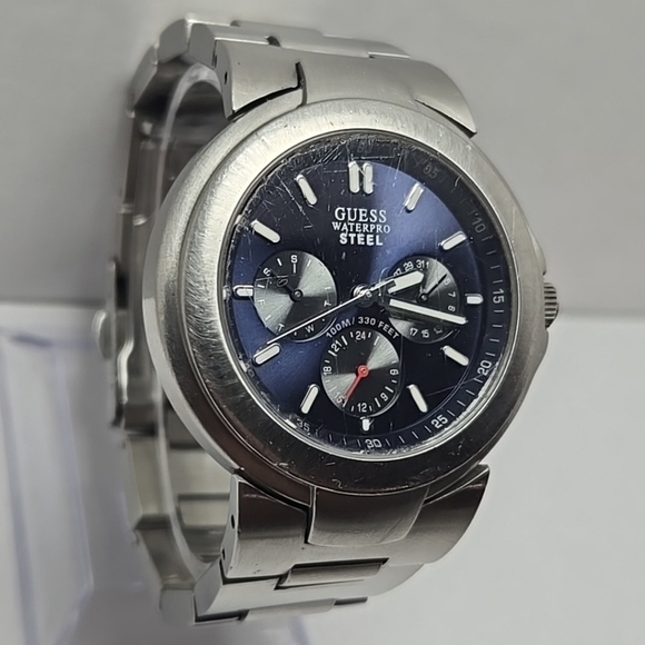 Mens Guess Waterpro Chronograph 42mm Watch G10117G Silver Blue New Battery - Picture 3 of 10